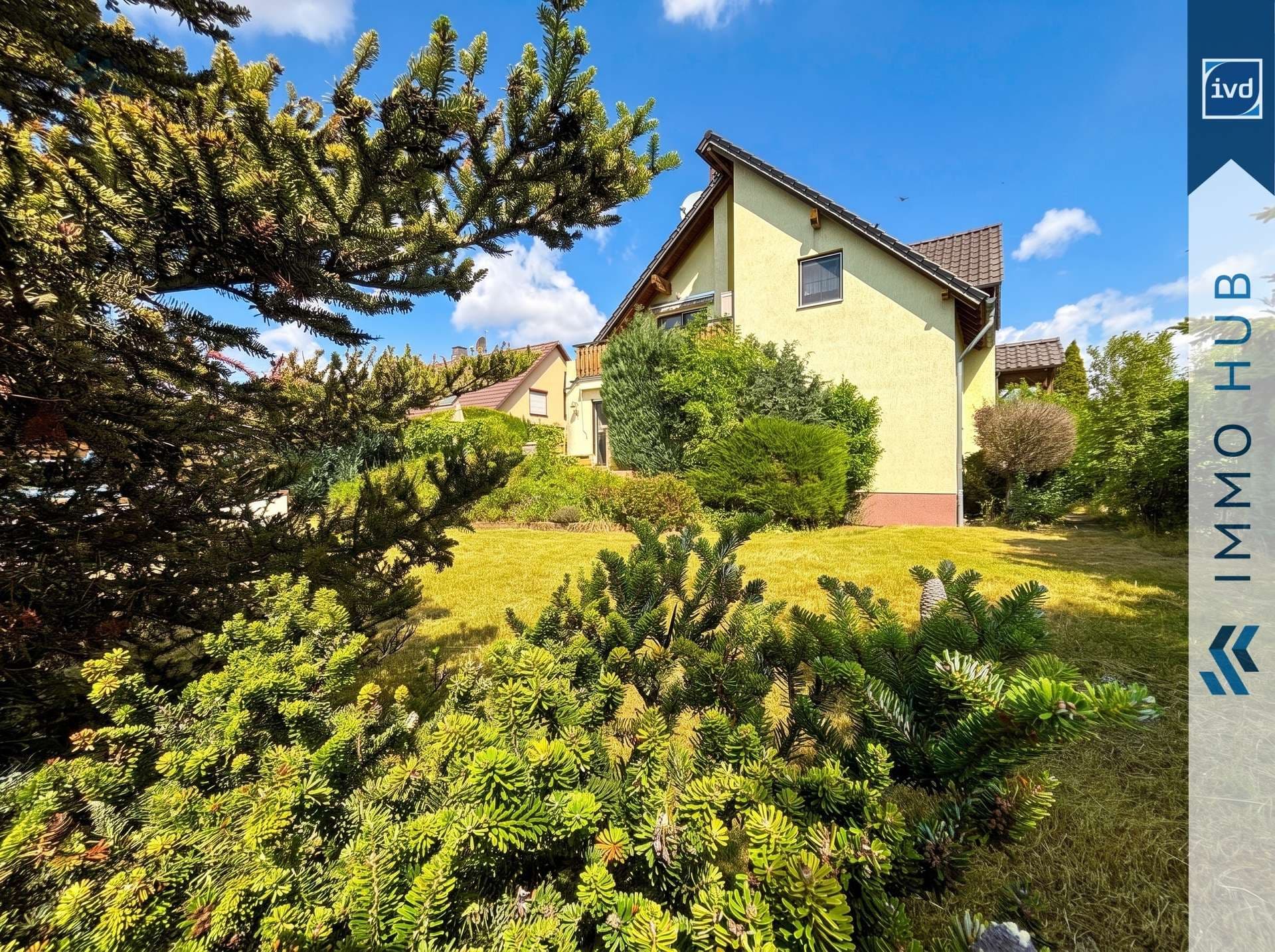 Großzügiges Zweifamilienhaus mit Einliegerwohnung, Pool und unverbaubarem Naturblick – Bild 17